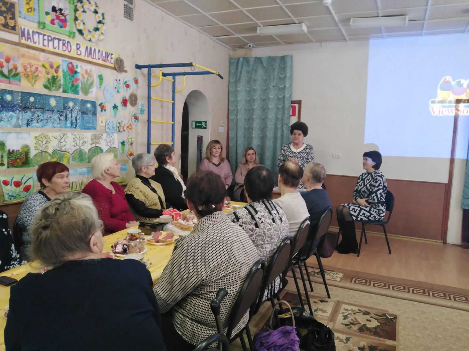 Заседание членов мини-клуба «Волонтер серебряного возраста»